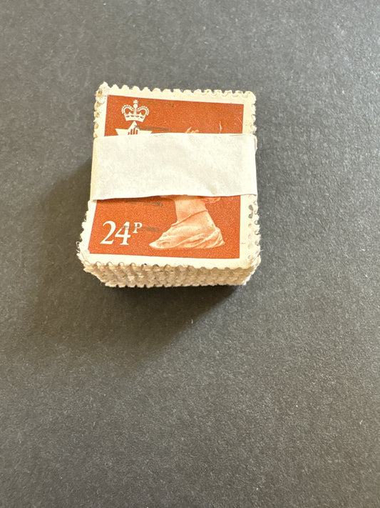 Craft - Bundle of 100 Identical Used Northern Irish Definitive Stamps