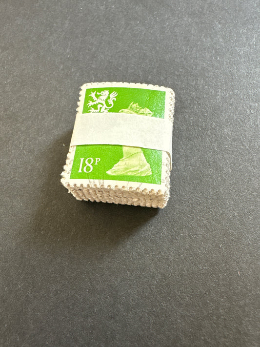 Craft - Bundle of 100 Identical Used Scottish Definitive Stamps